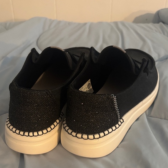 Hey Dude Black and White Sneakers - Picture 3 of 6